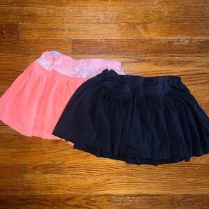 LULULEMON pleat to street skirt set